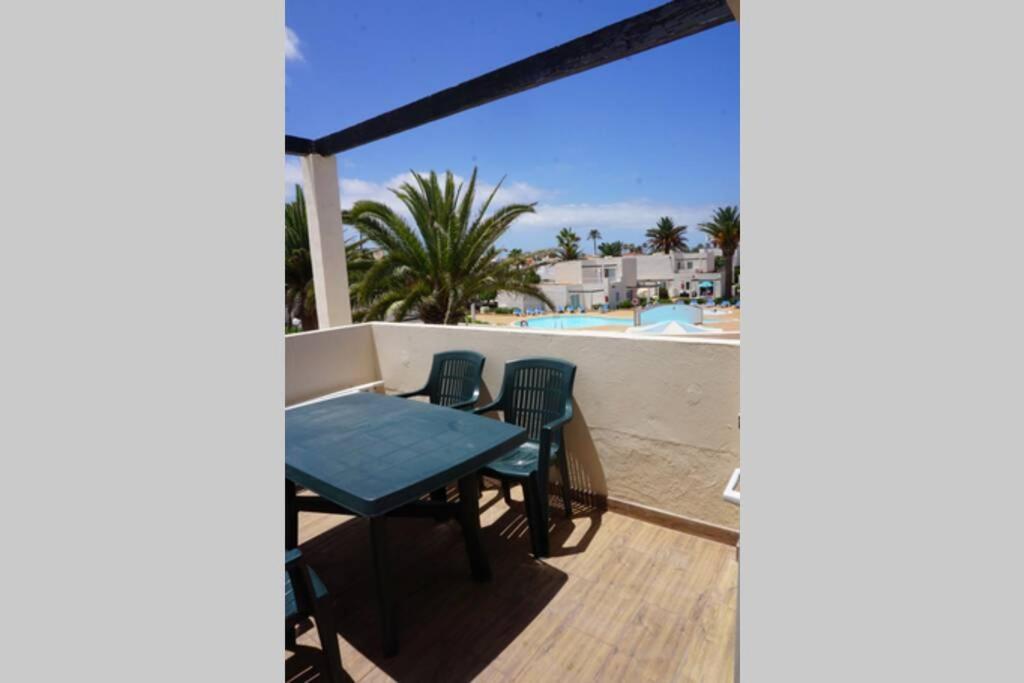 Апартаменты Apartamento Recien Reformado En Centro A Tres Minutos De La Playa Коральео Экстерьер фото