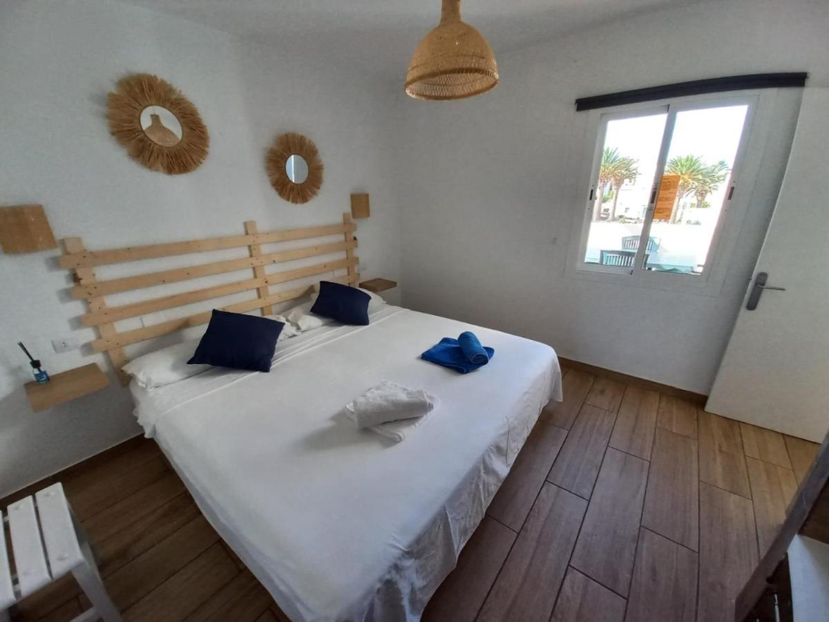 Апартаменты Apartamento Recien Reformado En Centro A Tres Minutos De La Playa Коральео Экстерьер фото